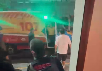 Un hombre se descompensó en un boliche de Córdoba, murió en el lugar y la fiesta siguió tres horas más